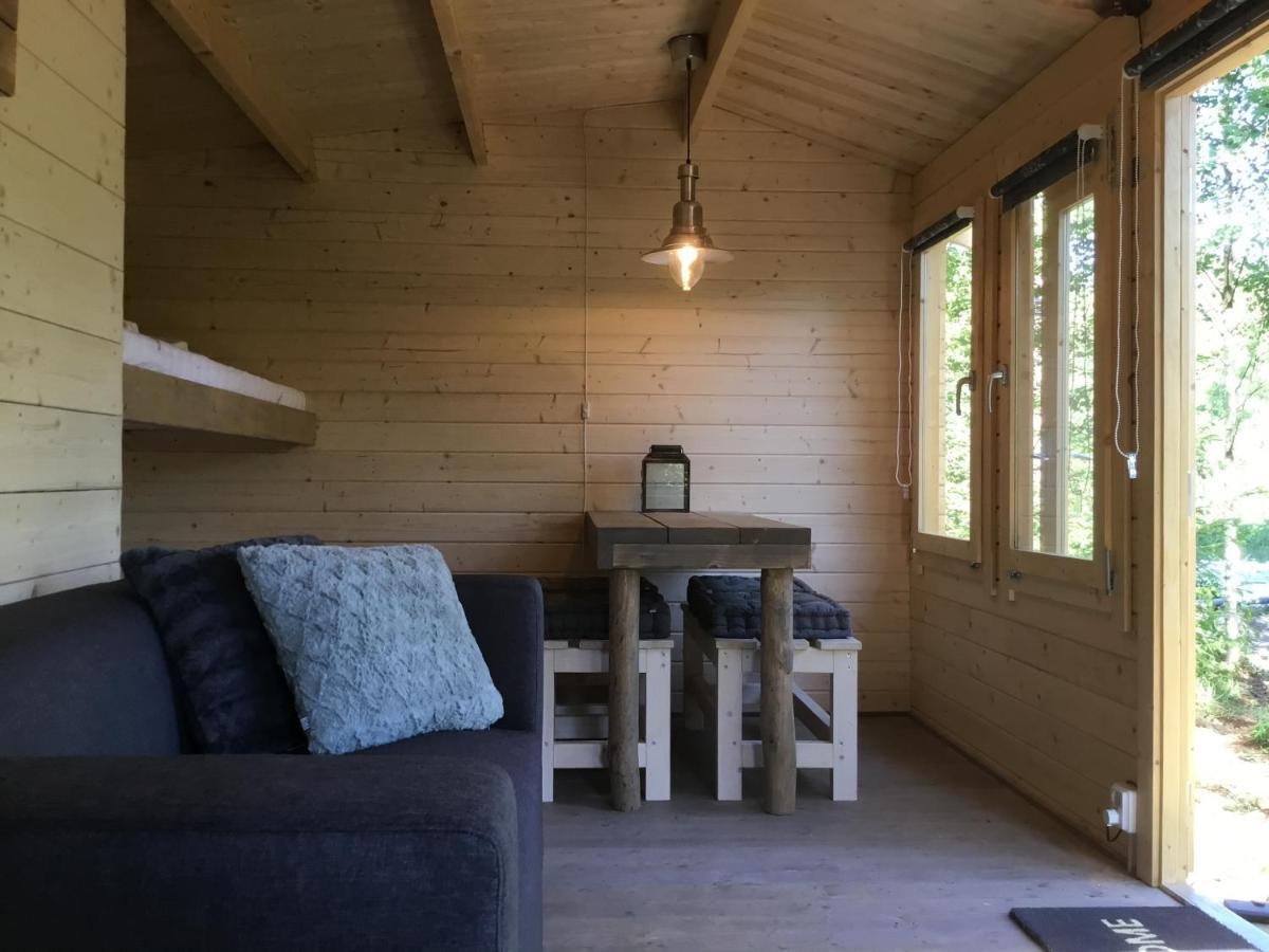 Cozy Lodge Near Brattforsheden Nature Reserve Filipstad Kültér fotó